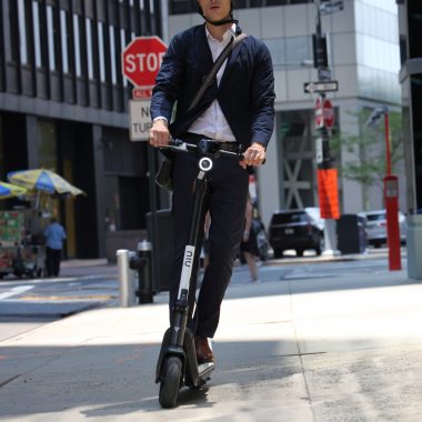 The NIU KQi3 is a powerful scooter for commuting